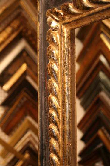 Picture frame carved and gilded 23.5 carat gold leaf