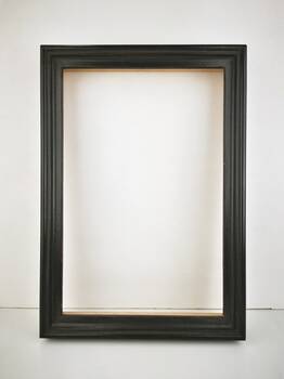 Rama do malarstwa olejnego w odcieniu szarości z delikatnym efektem przetarcia