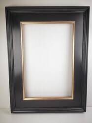 Rama do obrazu Casina 2, złoto księżycowe 22 karat na czerwonej glince. Kolor czarny z dodatkiem brązu