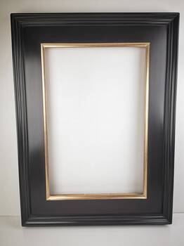Rama do obrazu Casina 2, złoto księżycowe 22 karat na czerwonej glince. Kolor czarny z dodatkiem brązu