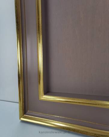 Custom picture frame