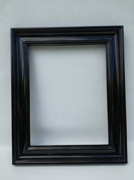 Black picture frame, high gloss