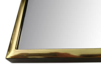 Close-up of Linea Slim frame corner — 23 karat gold leaf finish