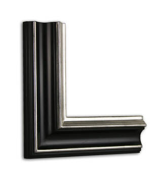 Corner of a black coved picture frame for oil paintings, 6-karat white gold leaf, mitred and splined corner, rabbet 20 mm