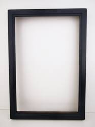Rama do obrazu w kolorze czarnym, rustykalny styl z widocznymi śladami pędzla