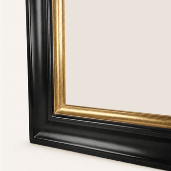 Black gilded picture frame at an angle, showing the rounded moulding, 42 mm depth and half-round hollow