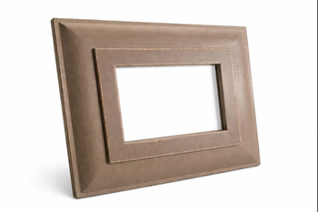 Rama drewniana w szarobrązowym kolorze, ręcznie postarzane wykończenie