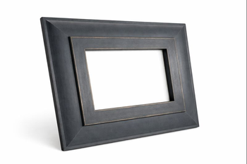 Rama drewniana w głębokim szarym kolorze, postarzane krawędzie