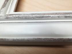 Mirror in white distressed frame