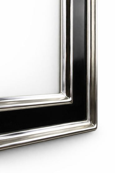 Czarna rama do obrazu na wymiar z pozłotą białym złotem 6K – detal narożnika