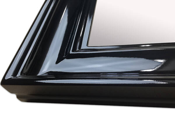 Mirrors in frames made to measure