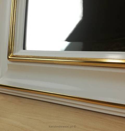 Jak dobrać odpowiednie lustro do salonu w domu